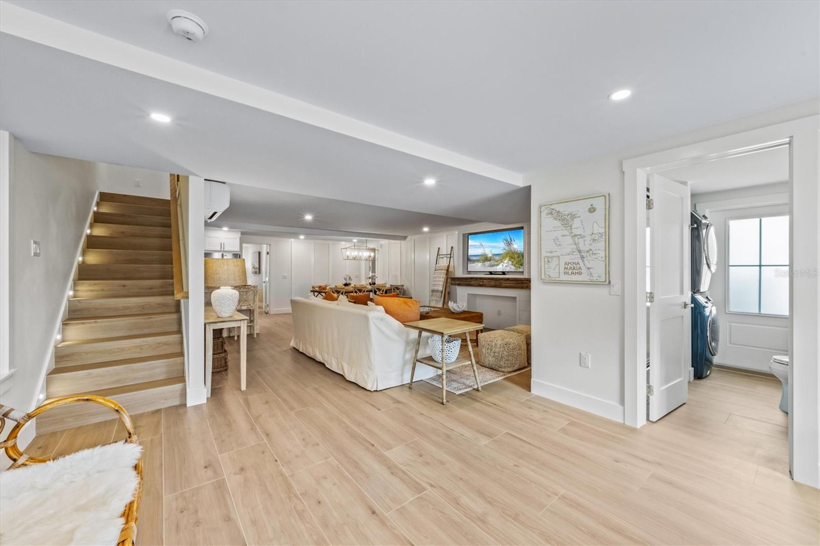 ANNA MARIA BEACH - Residential