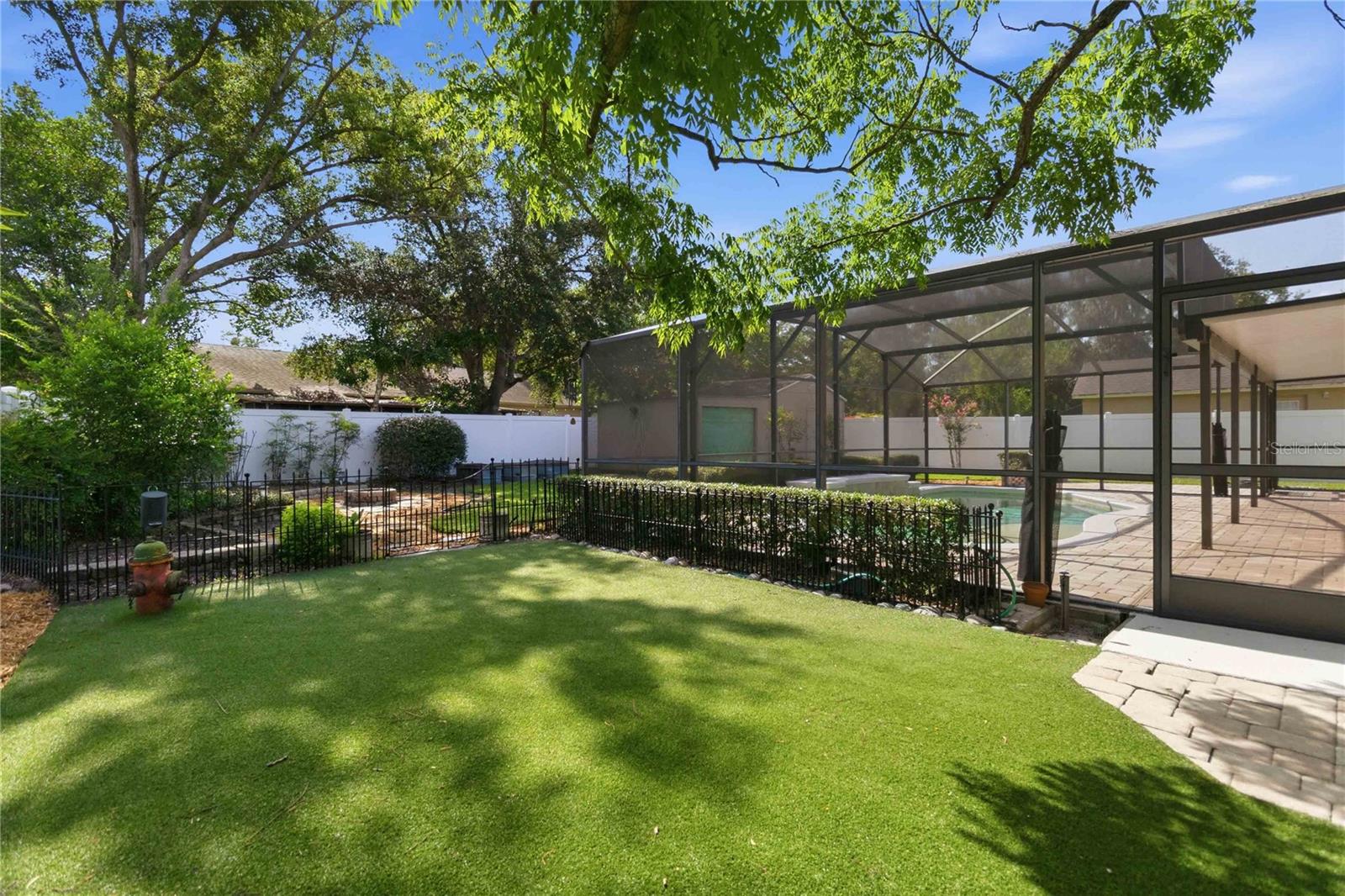 FOXMOOR UNIT 3 - Residential