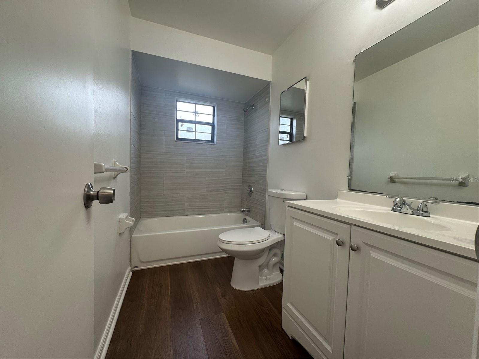 NORMANDY PARK REV - Residential Lease