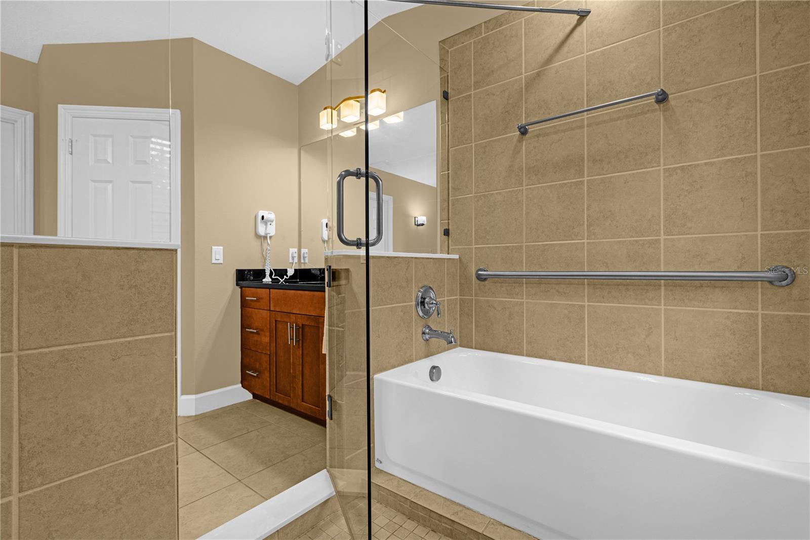 ENCHANTED GDN 1 CONDO BLDG 108 - Residential