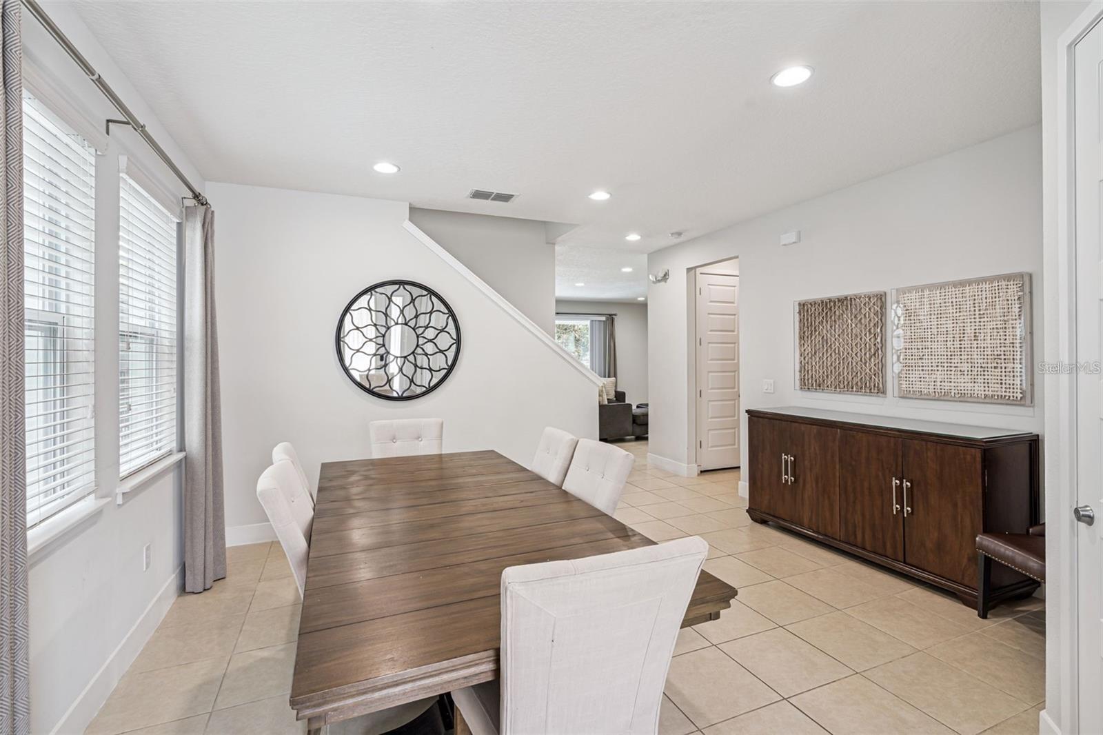 REUNION WEST PH 1 EAST - Residential Lease
