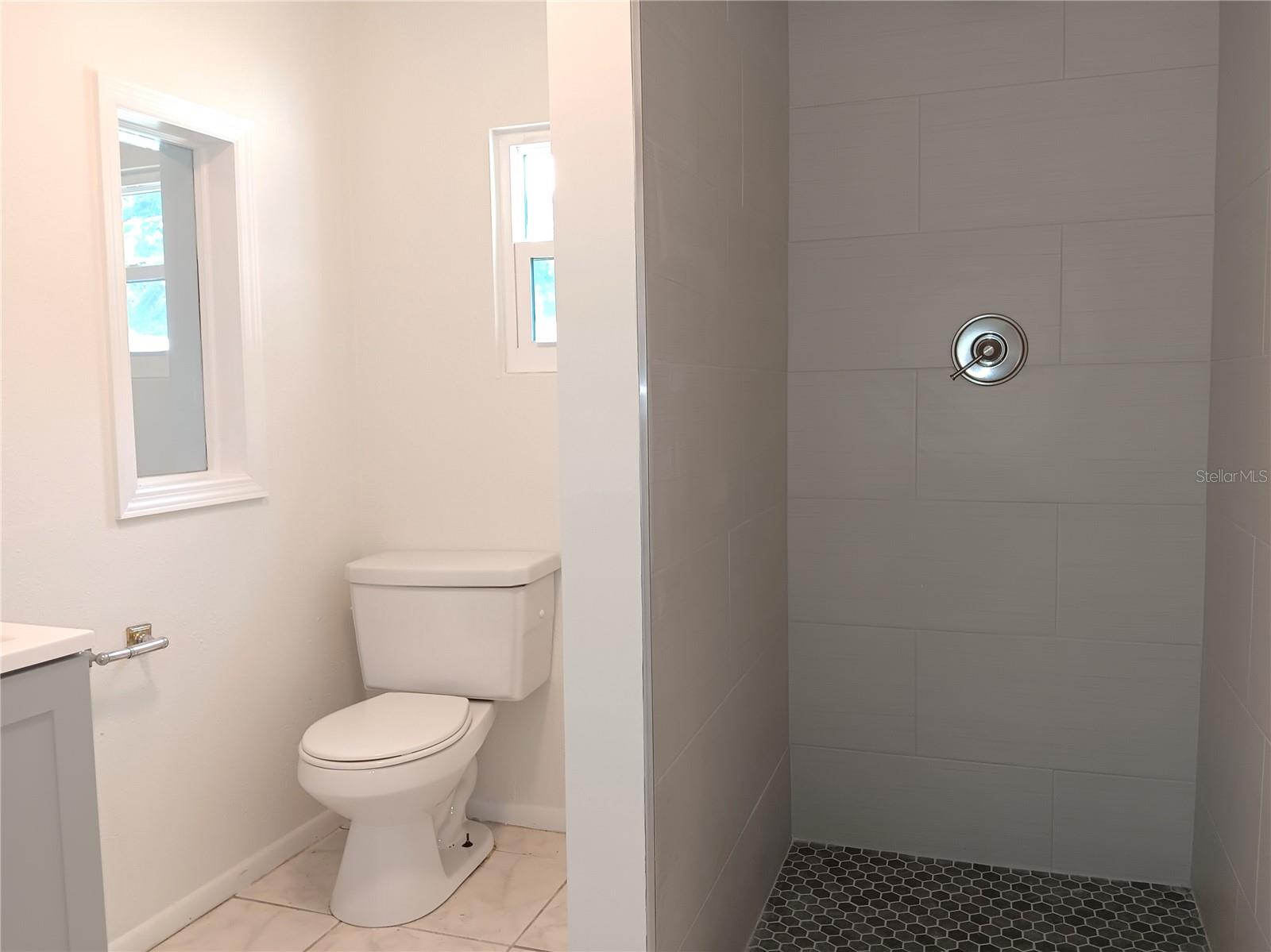 SUNILAND - Residential Lease