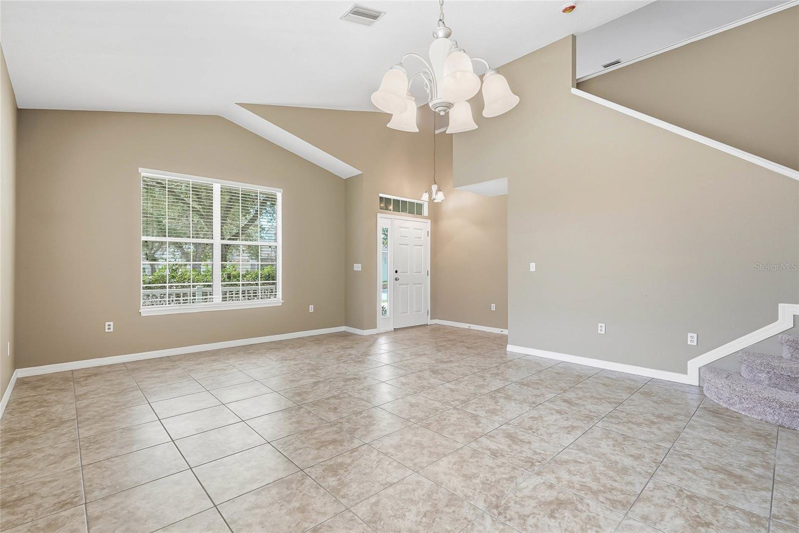 COLONY LAKES - Residential