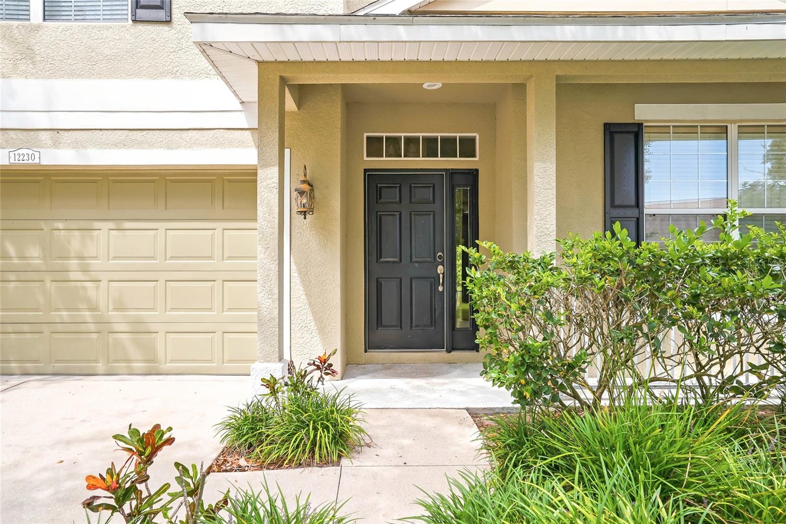 COLONY LAKES - Residential