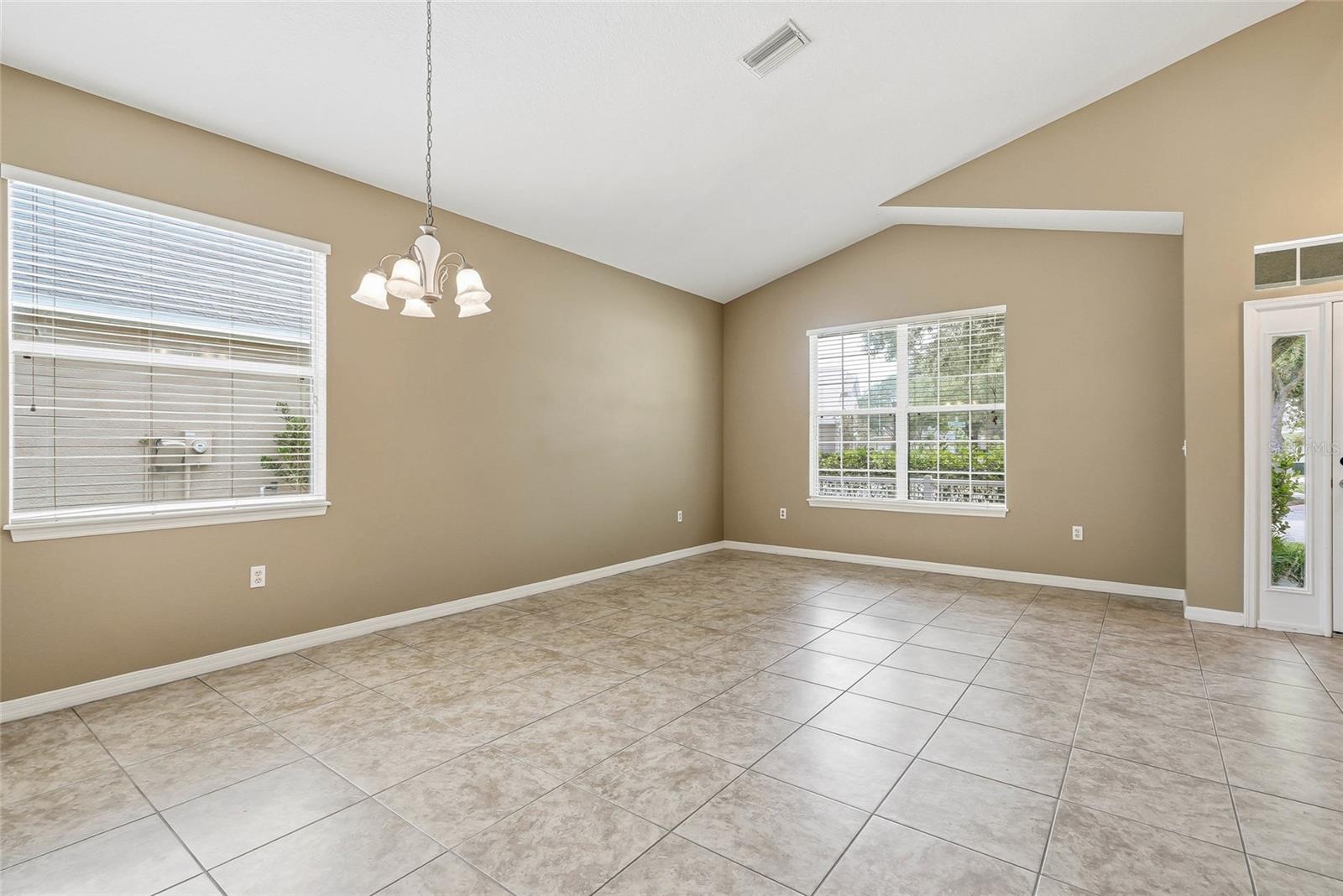 COLONY LAKES - Residential