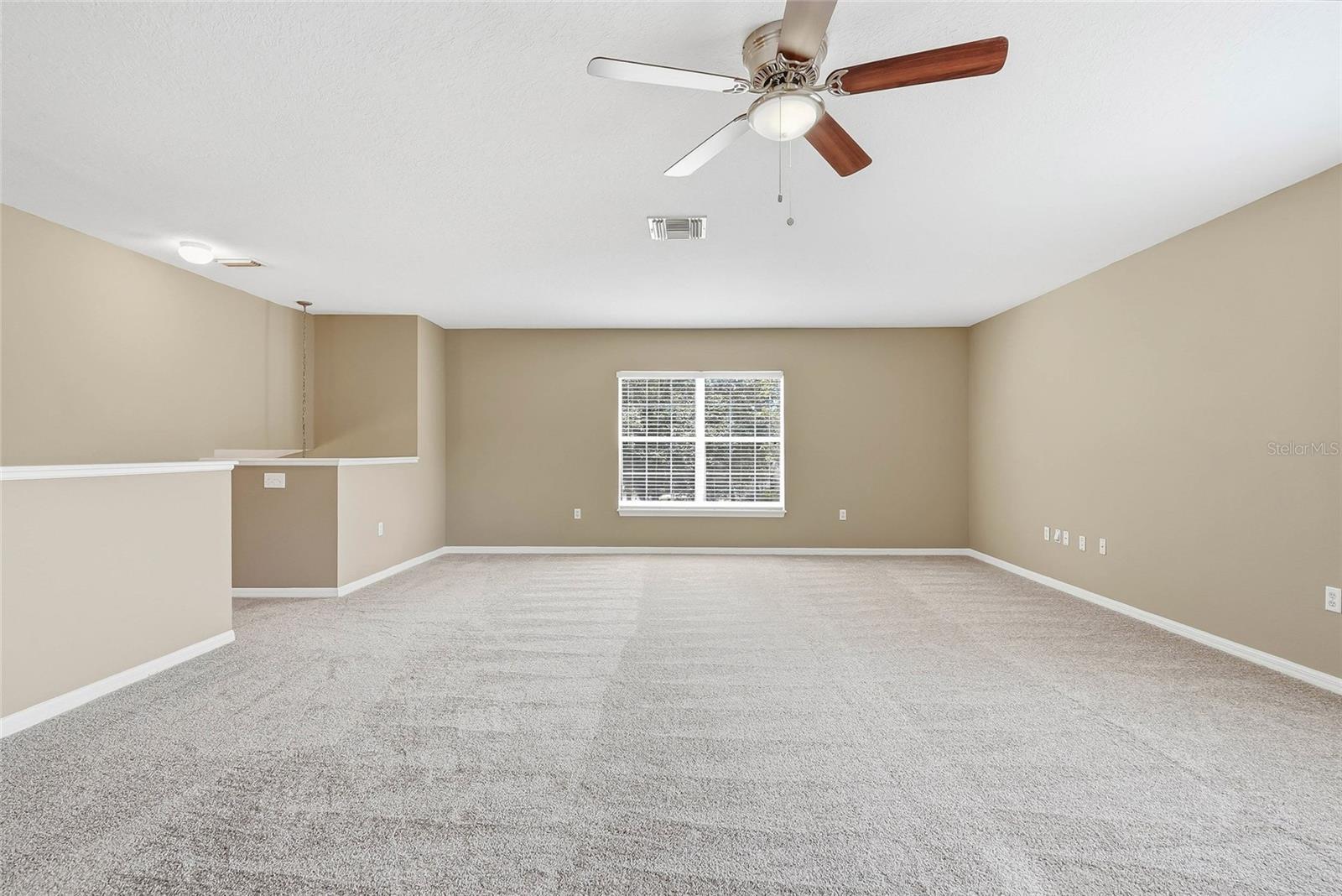 COLONY LAKES - Residential