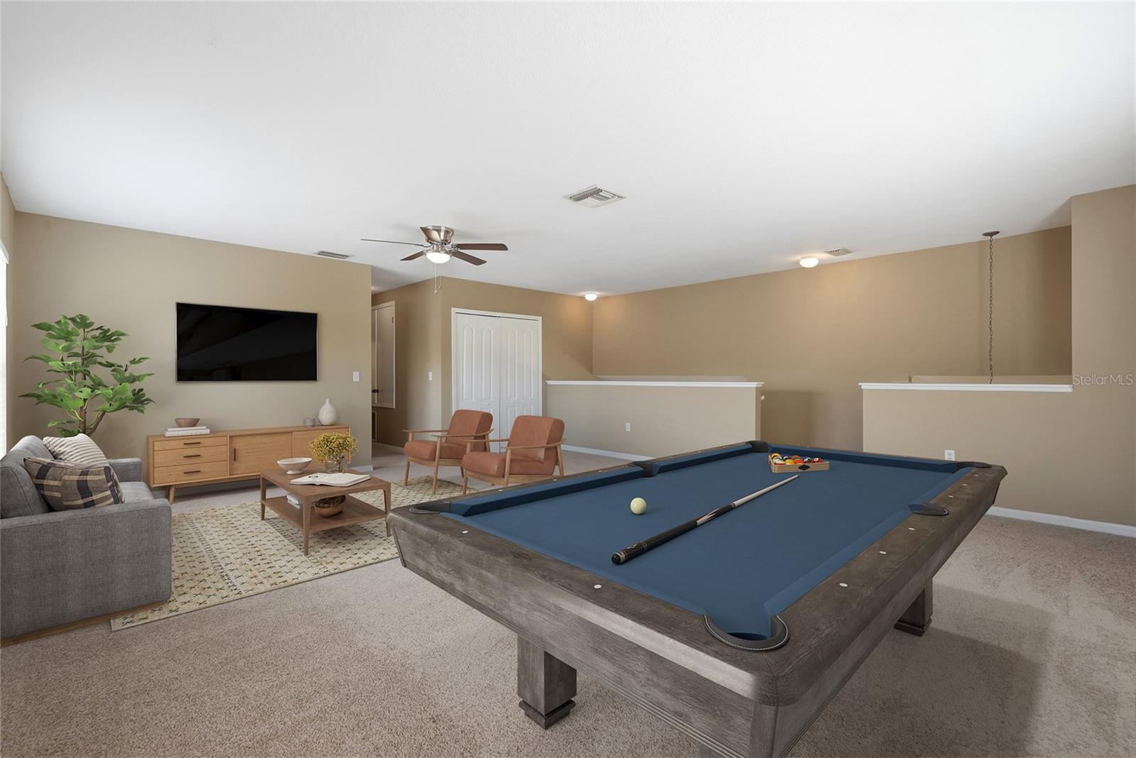COLONY LAKES - Residential