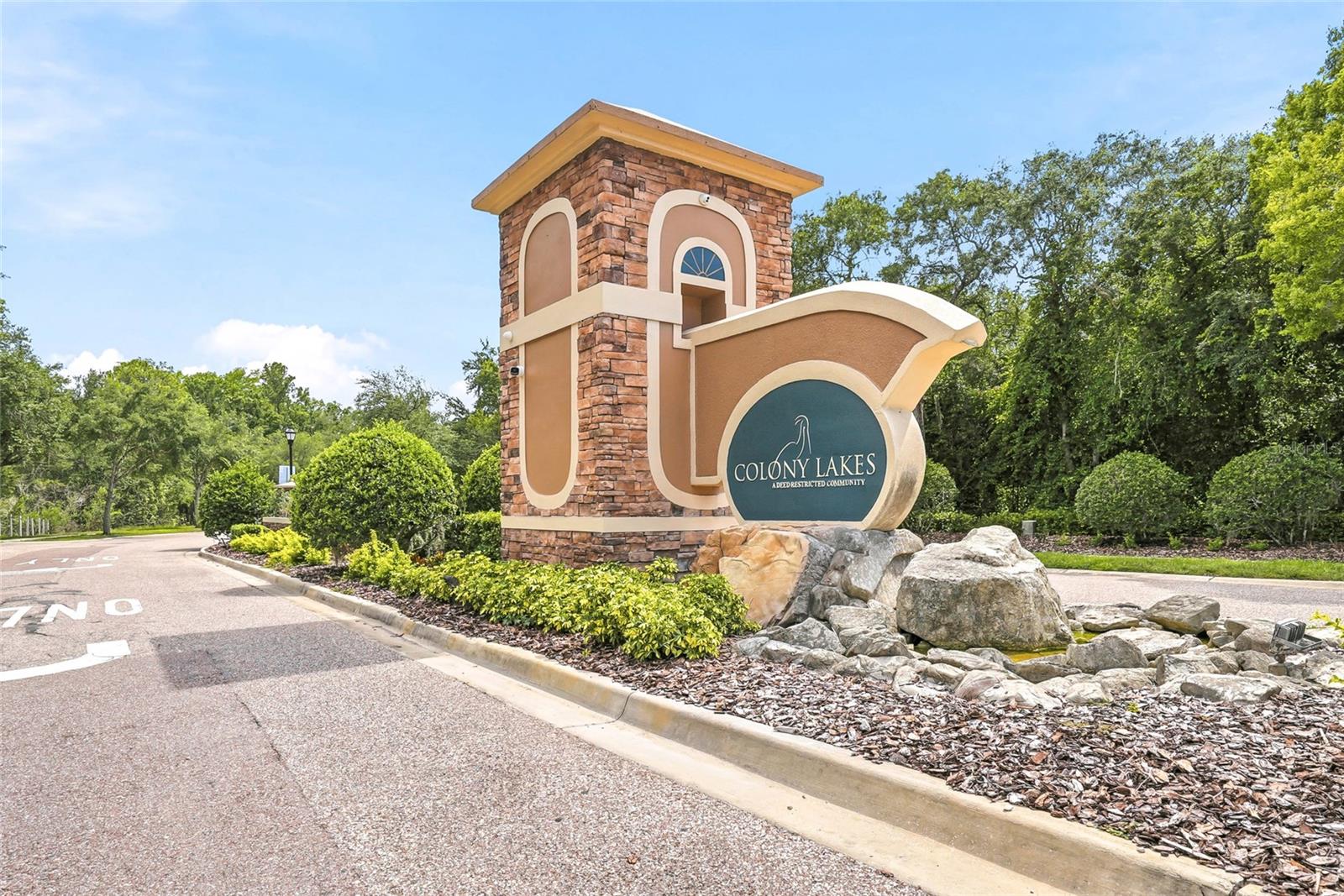 COLONY LAKES - Residential