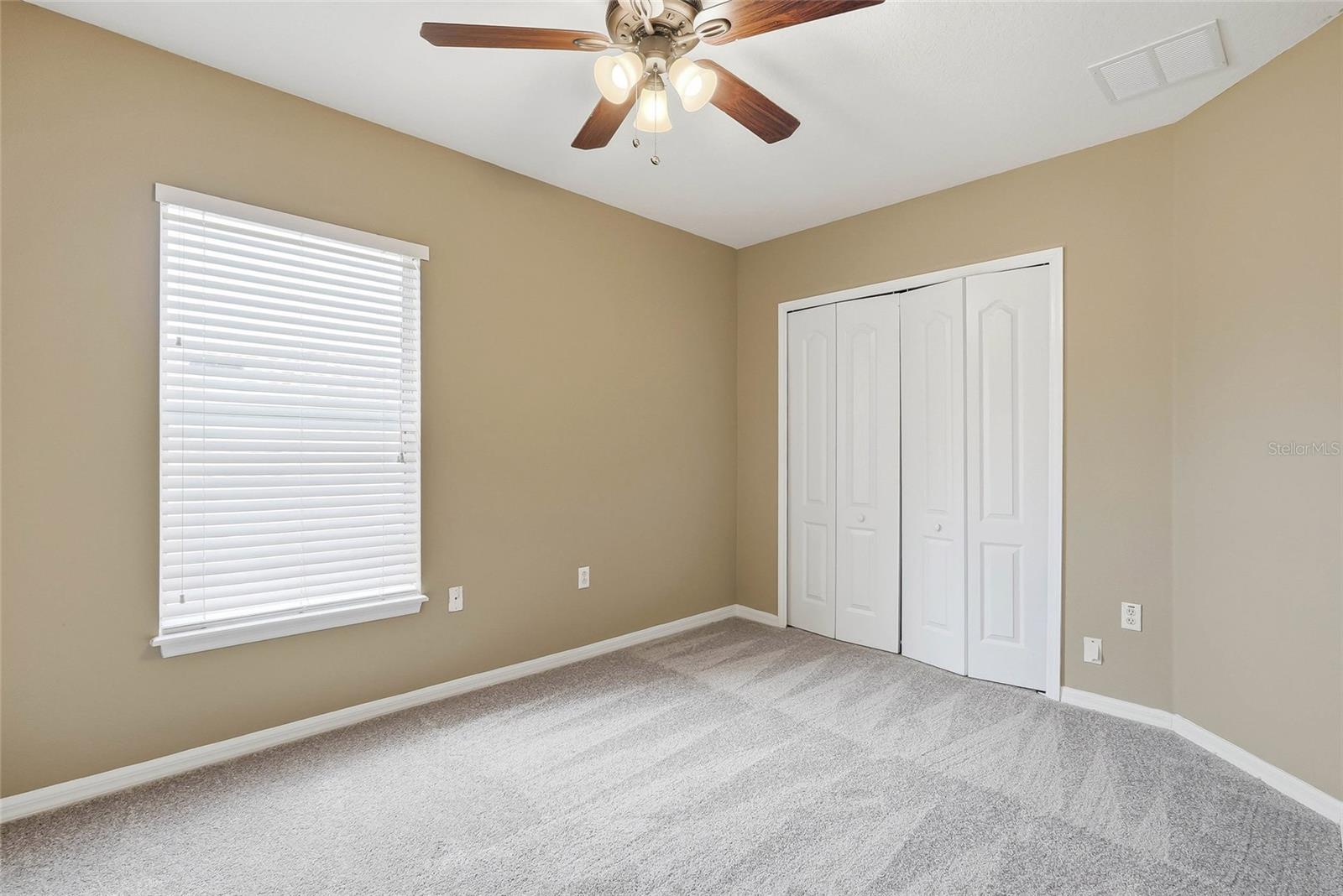 COLONY LAKES - Residential