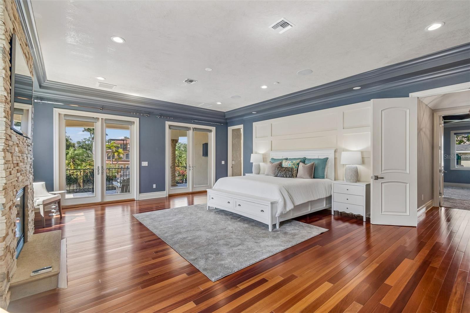 CULBREATH ISLES UNIT 2 - Residential