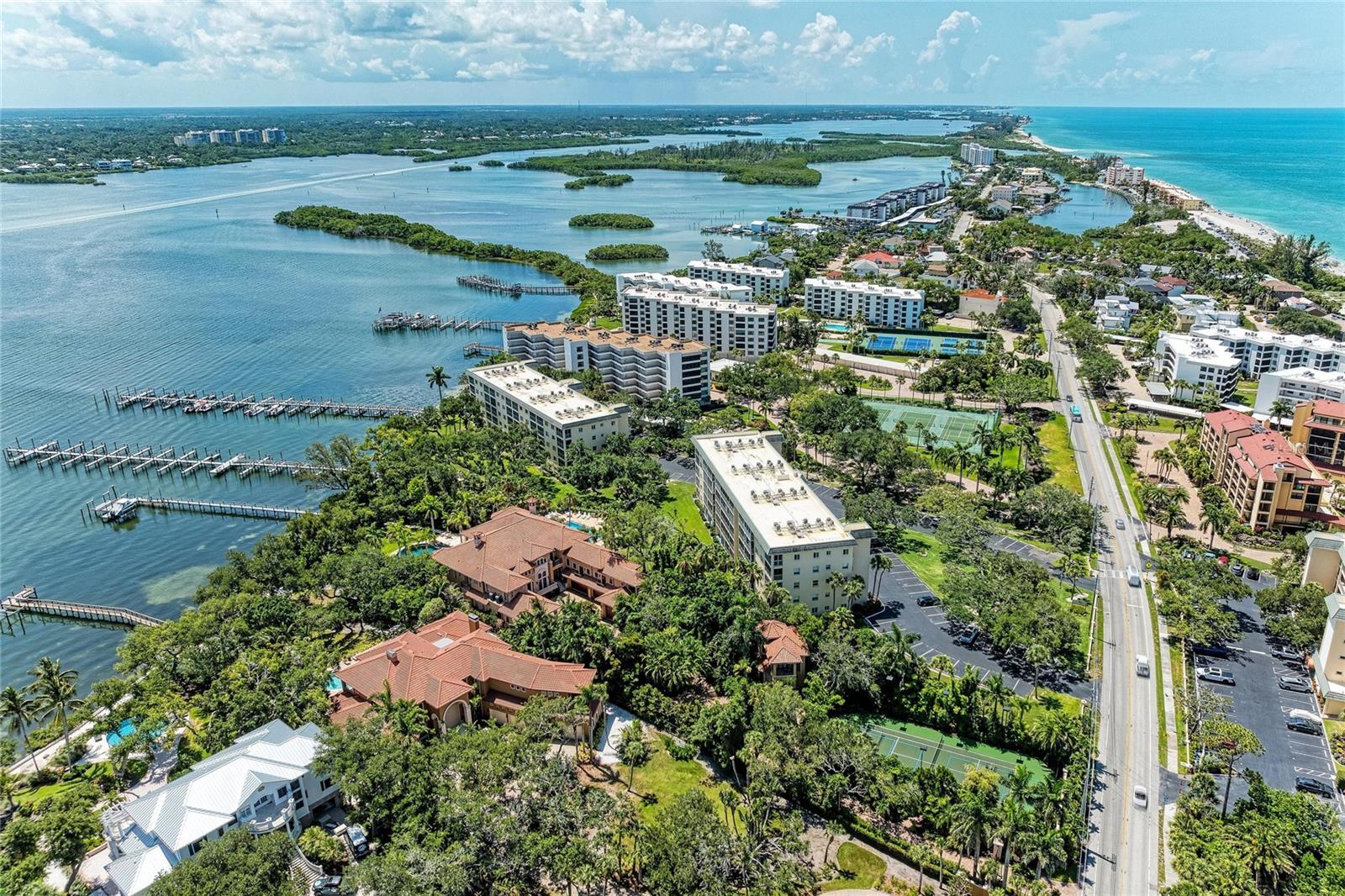 BAY TREE CLUB - Residential