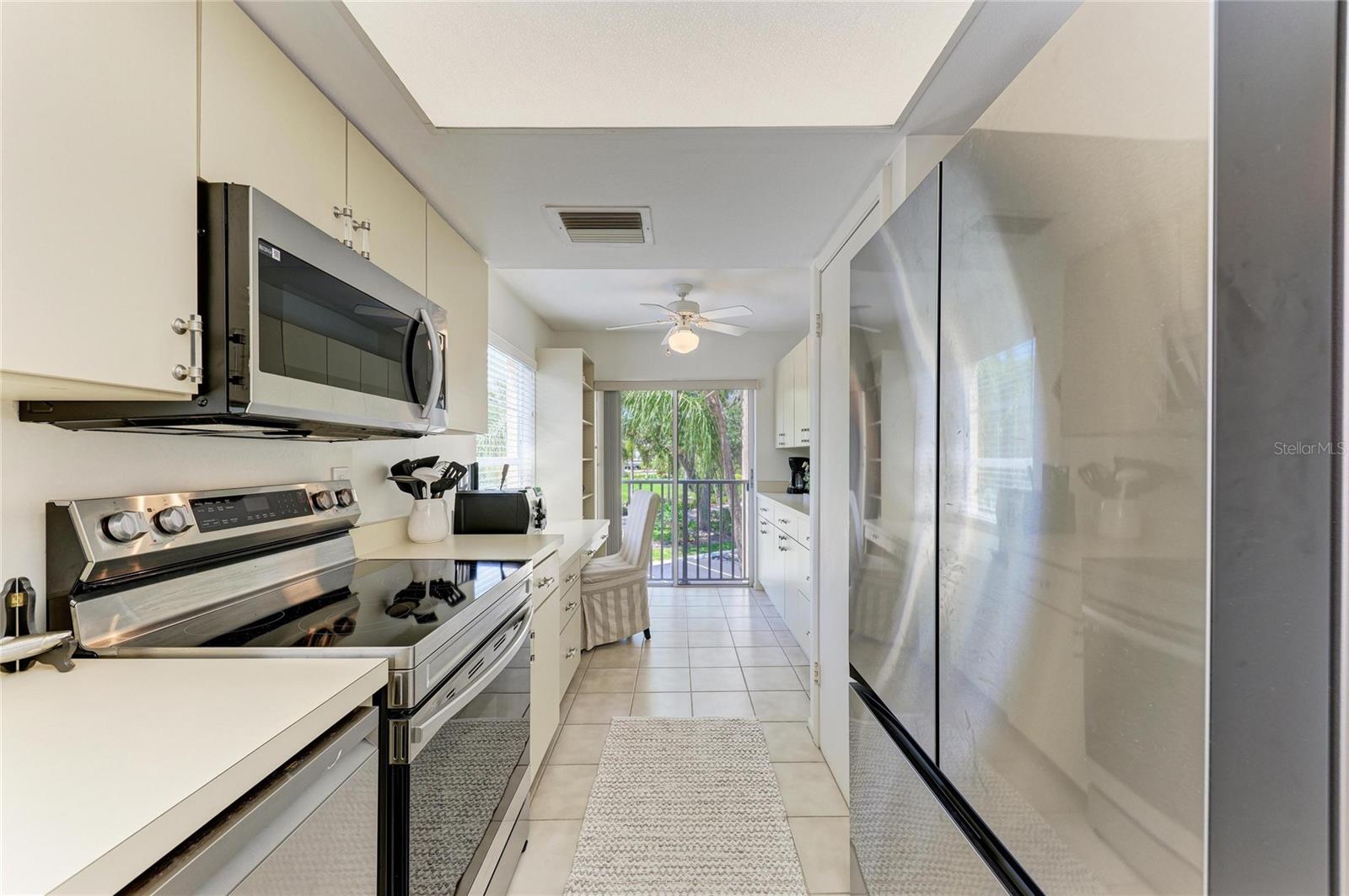 BAY TREE CLUB - Residential
