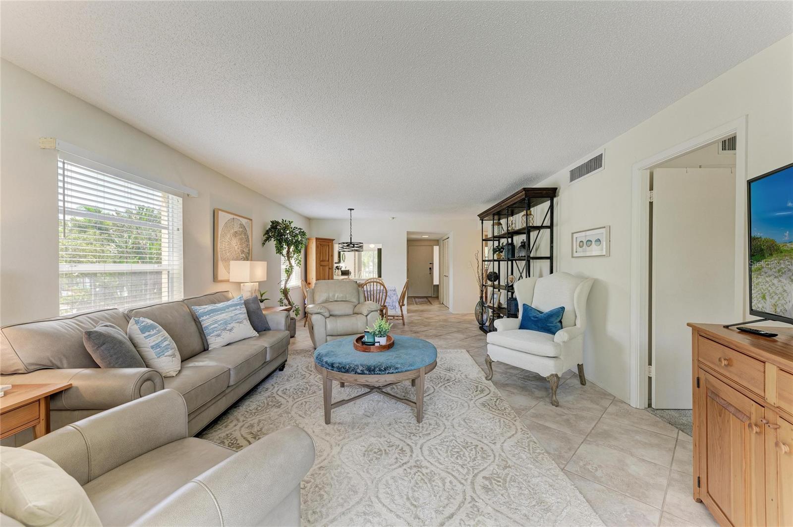 BAY TREE CLUB - Residential