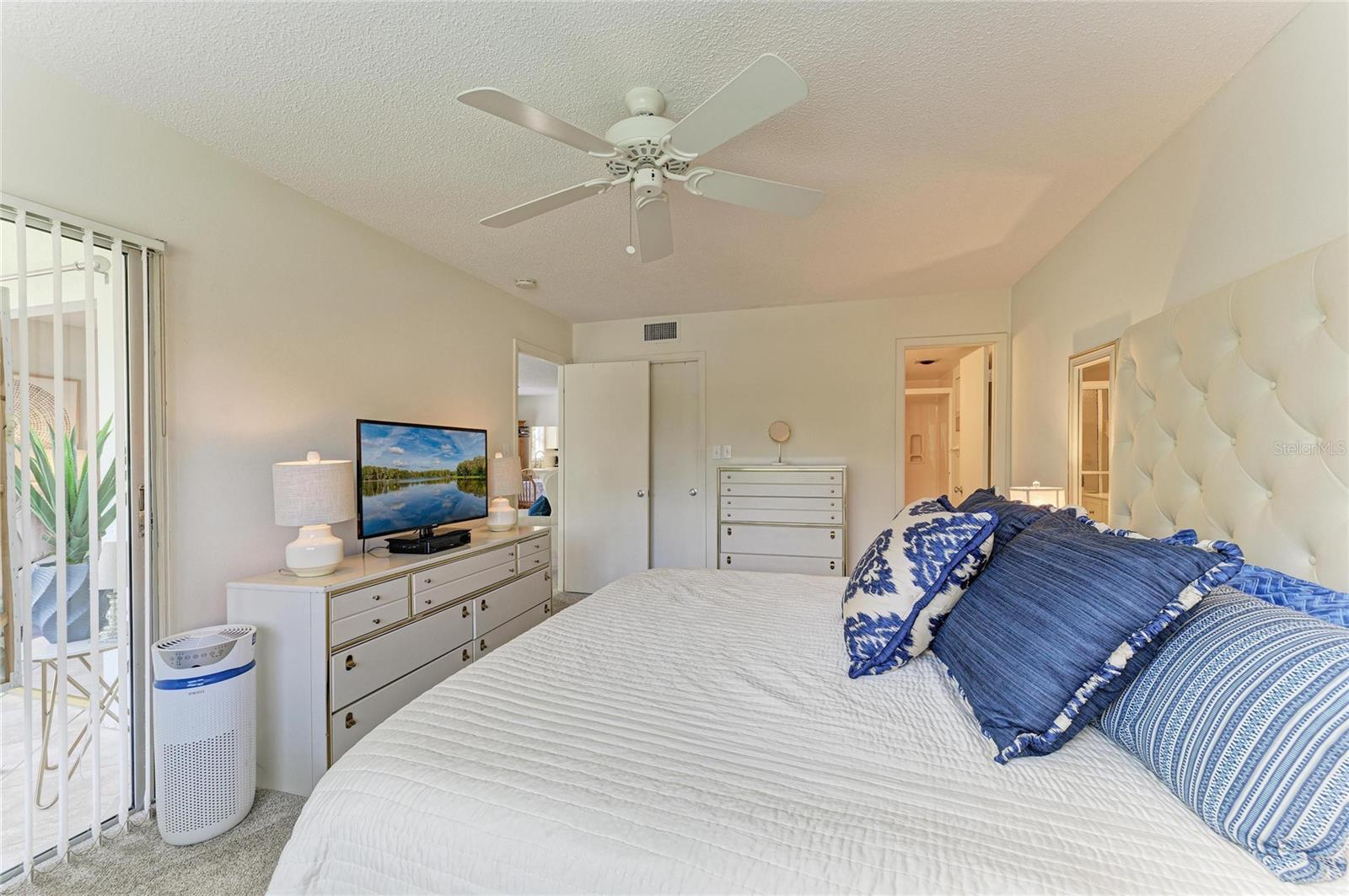 BAY TREE CLUB - Residential