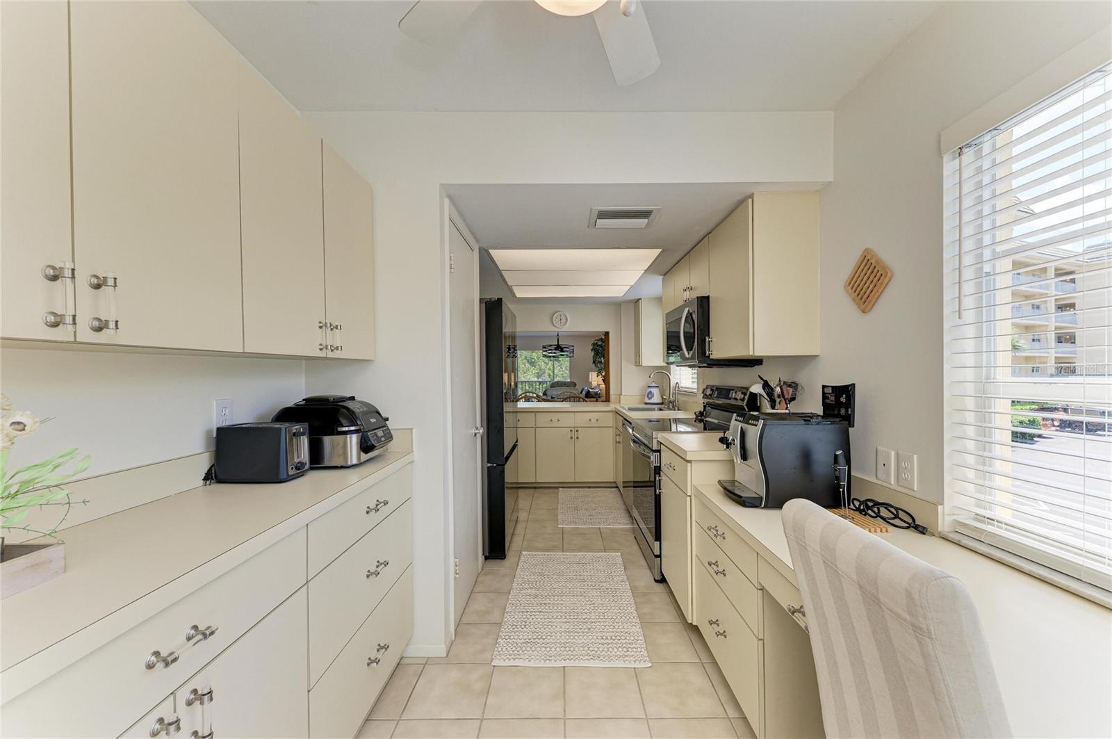 BAY TREE CLUB - Residential