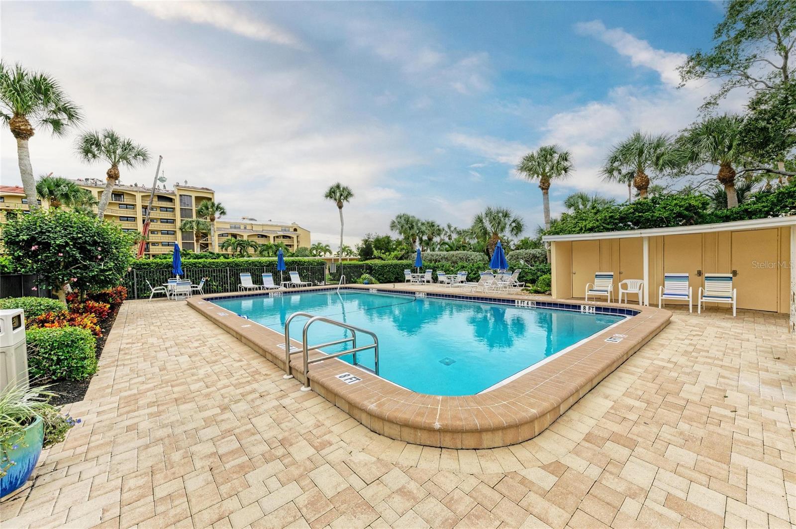 BAY TREE CLUB - Residential
