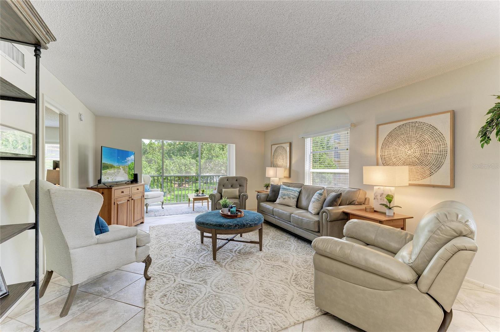 BAY TREE CLUB - Residential
