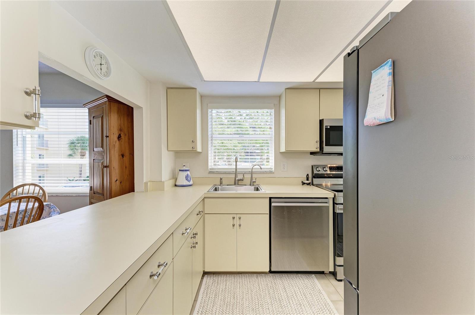 BAY TREE CLUB - Residential