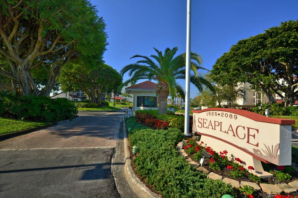 SEAPLACE V - Residential