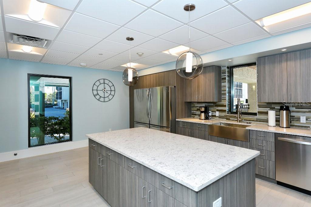 SEAPLACE V - Residential
