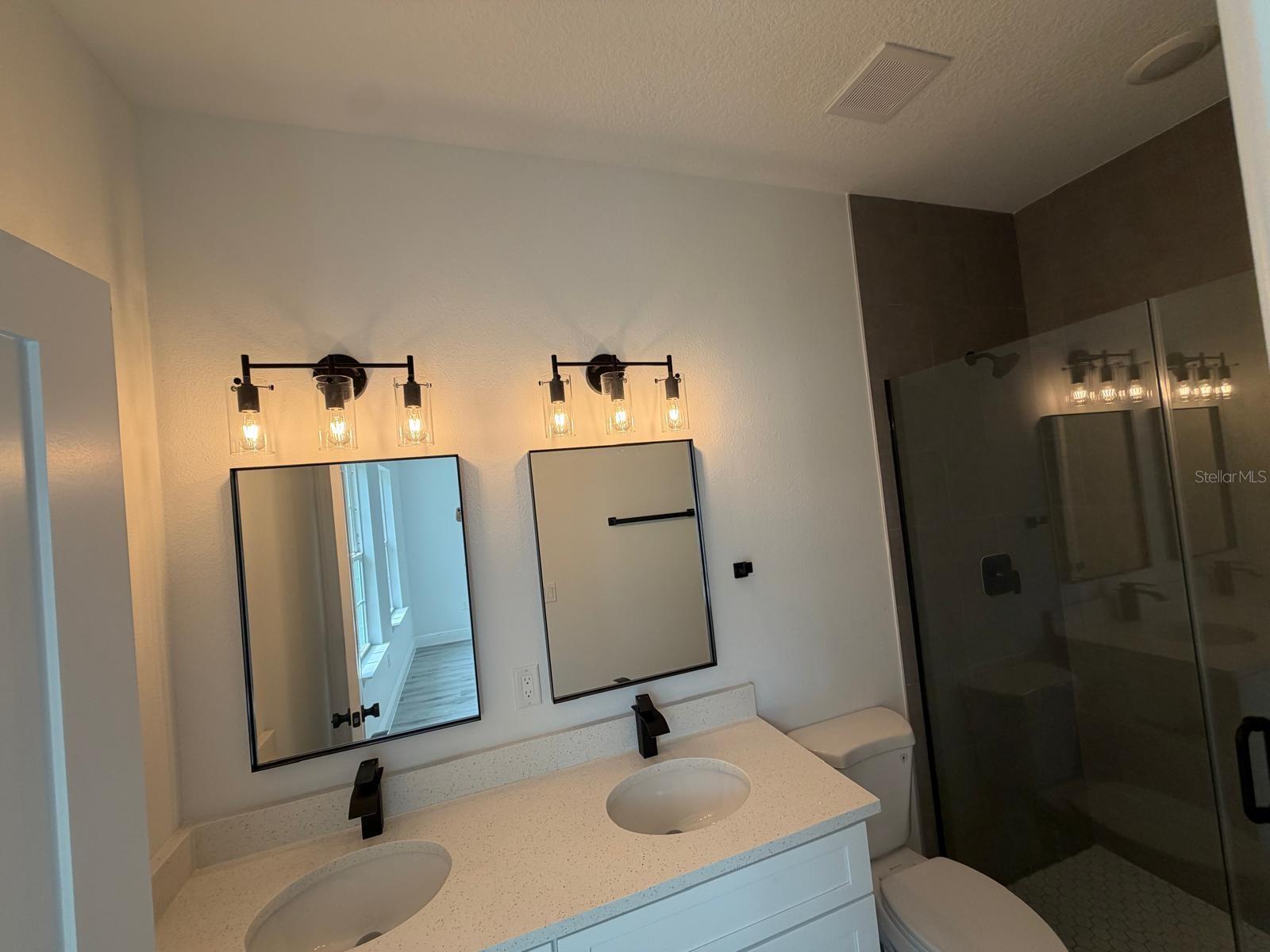 MARION OAKS UN TWELVE - Residential Lease