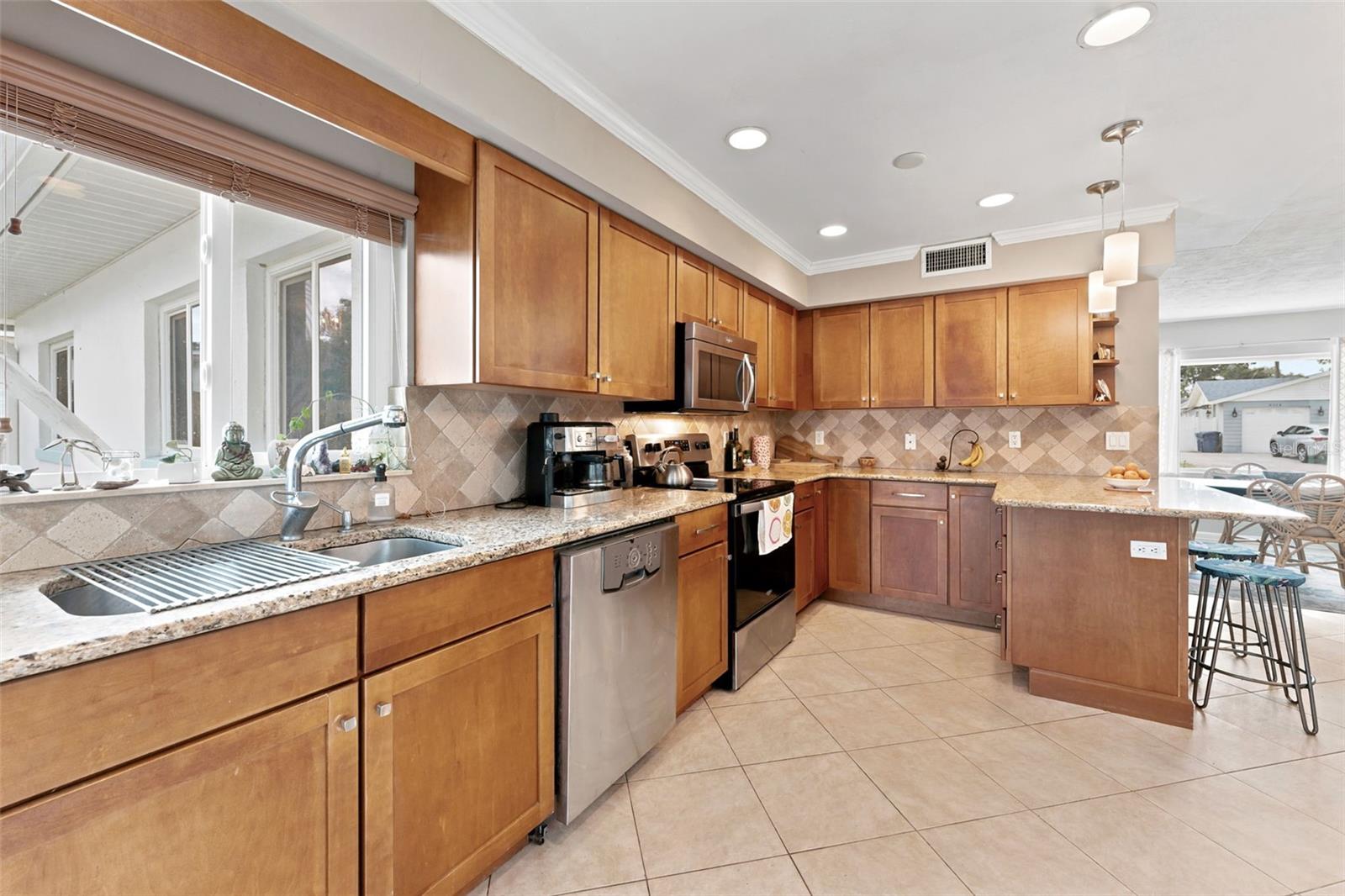 AYALAS GROVE SUB 1ST - Residential