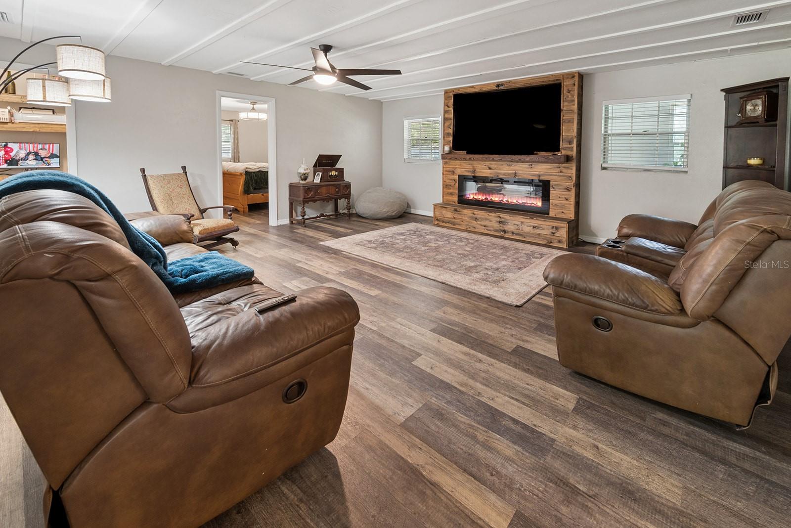 PINEWOOD SUB - Residential