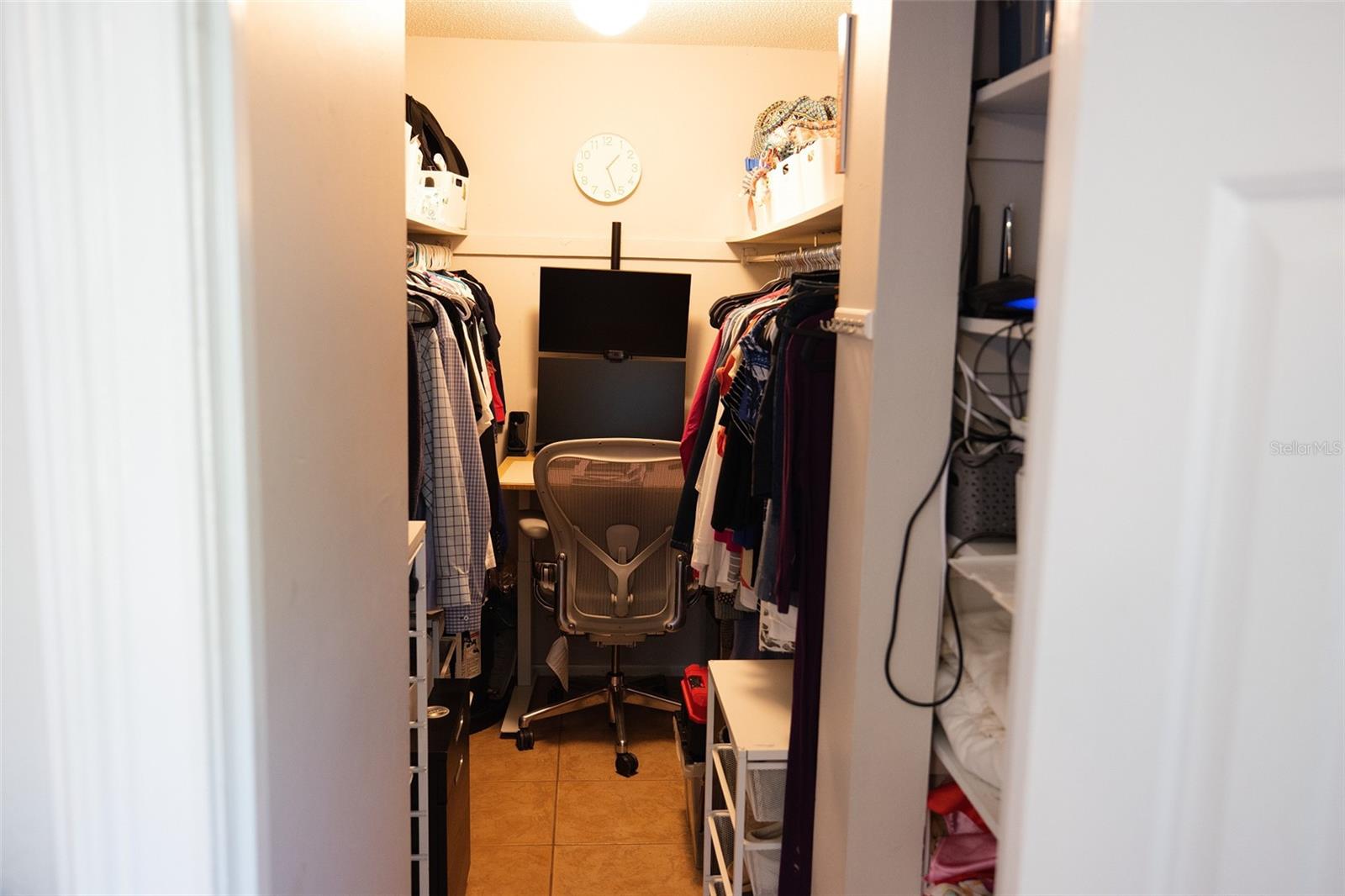 SANDLEWOOD CONDO - Residential