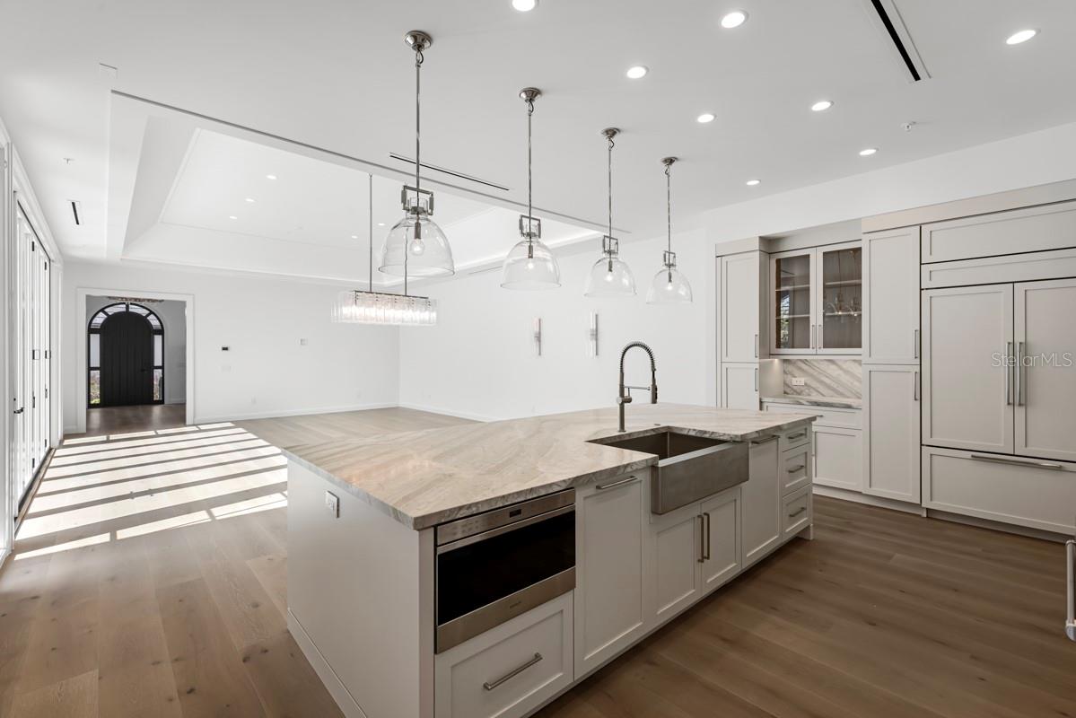 GOLDEN OAK FLORIAN PARK CONDOMINIUM - Residential