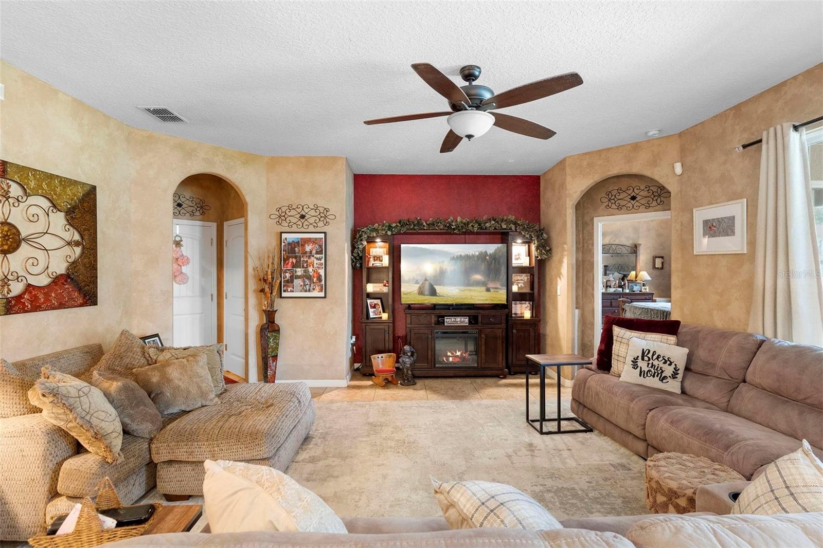 CHANDLER ESTATES - Residential
