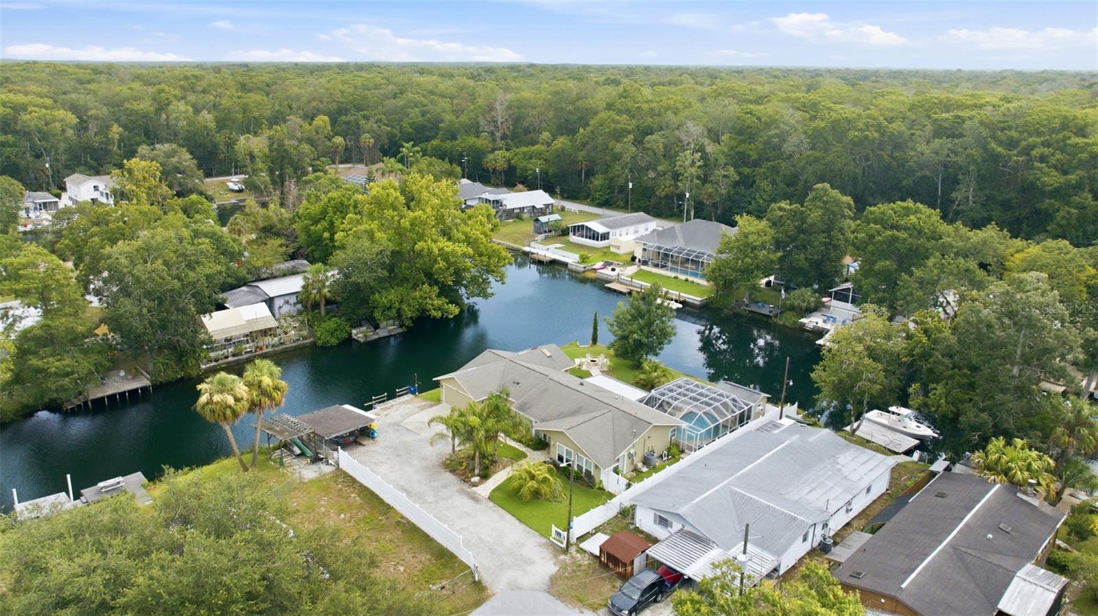 WEEKI WACHEE RIVER RETREATS - Residential