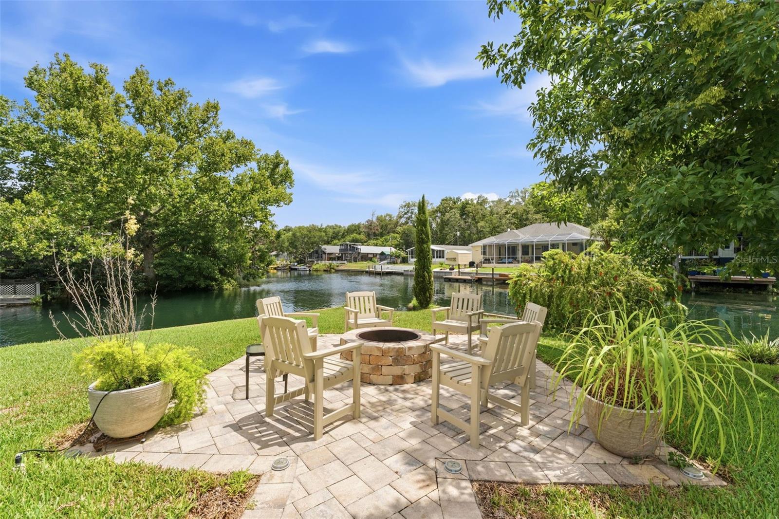 WEEKI WACHEE RIVER RETREATS - Residential