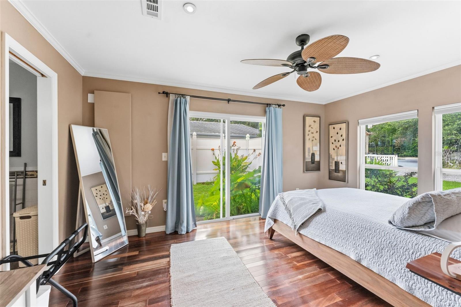 WEEKI WACHEE RIVER RETREATS - Residential