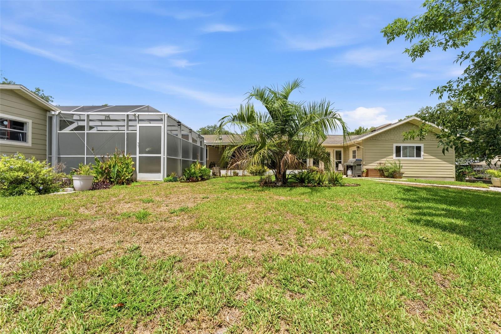 WEEKI WACHEE RIVER RETREATS - Residential