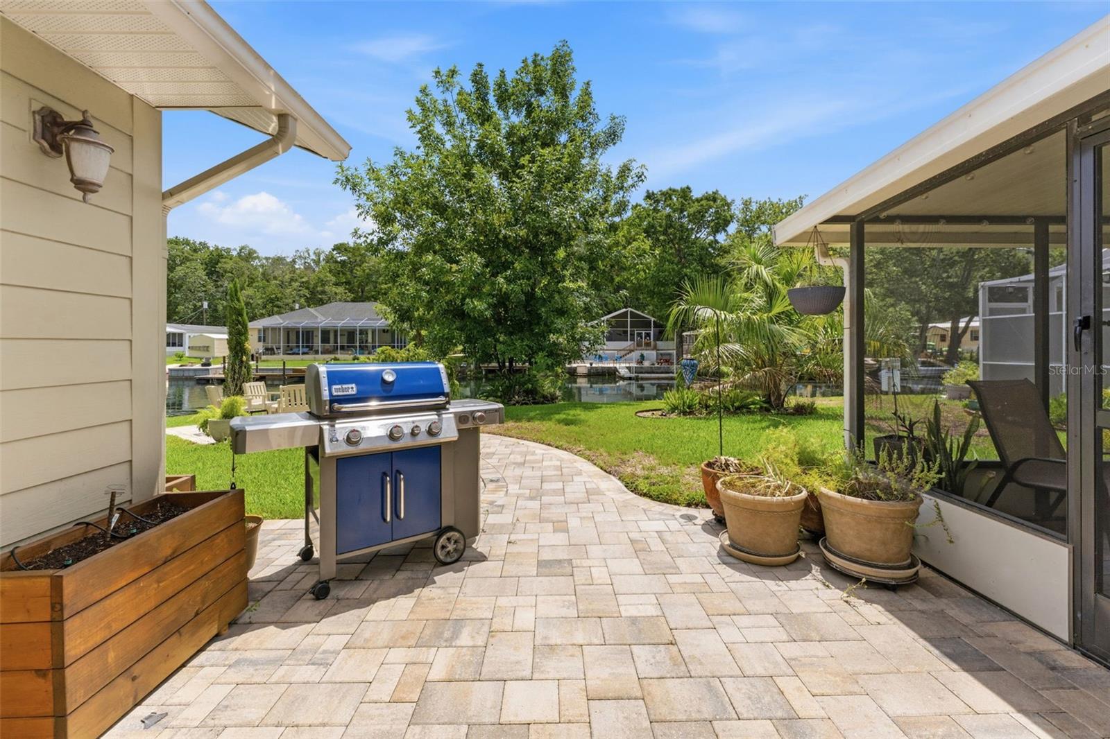 WEEKI WACHEE RIVER RETREATS - Residential