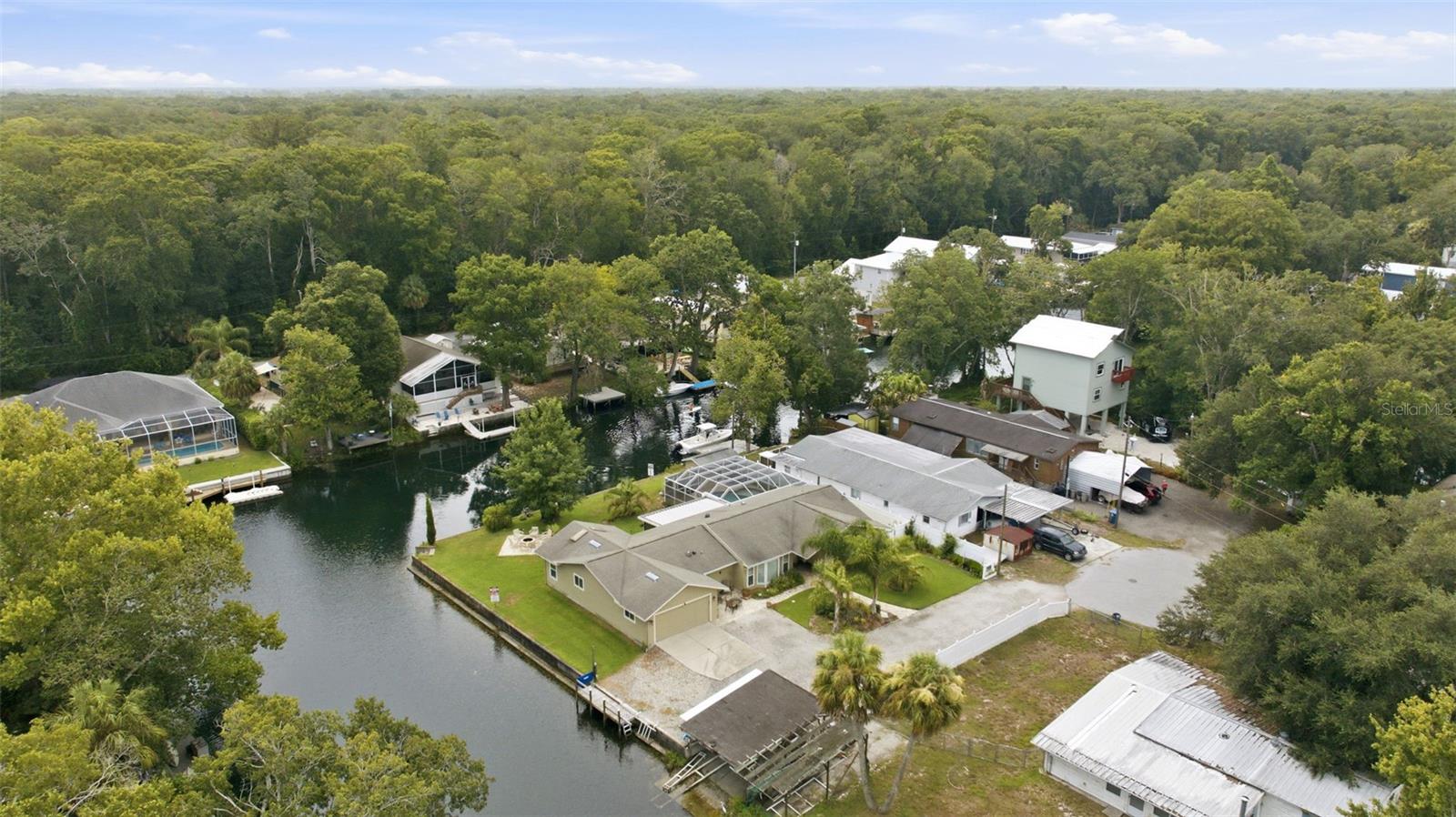WEEKI WACHEE RIVER RETREATS - Residential