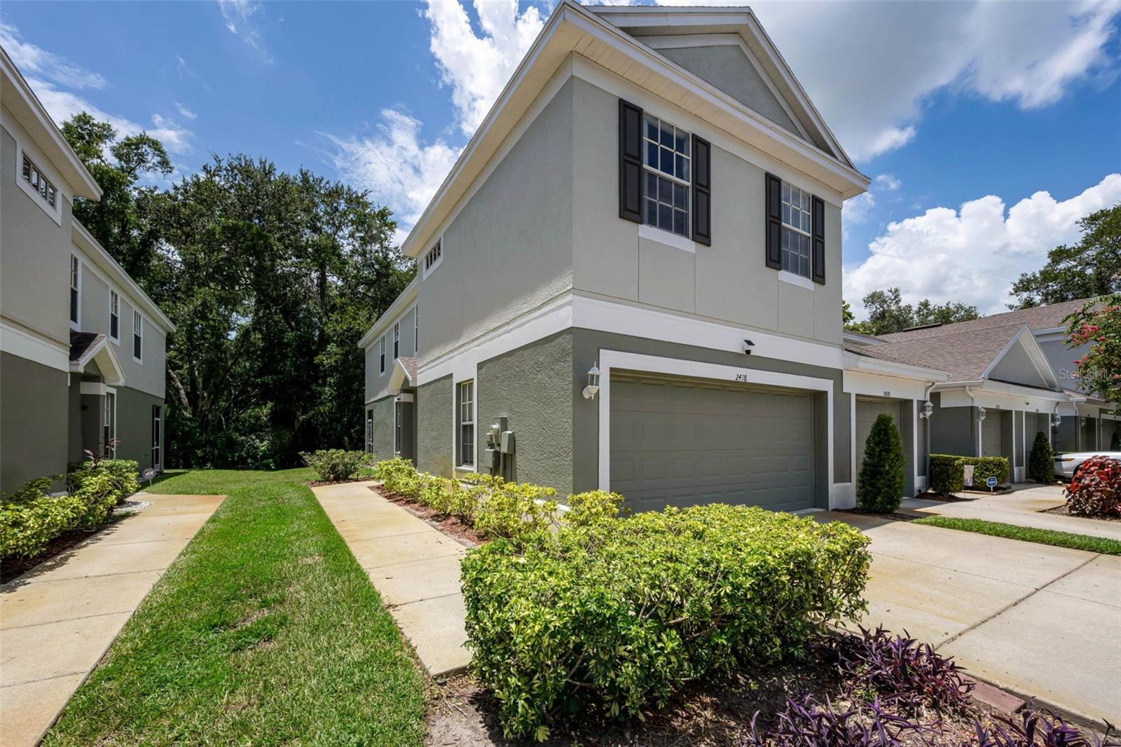 CHELSEA MANOR - Residential