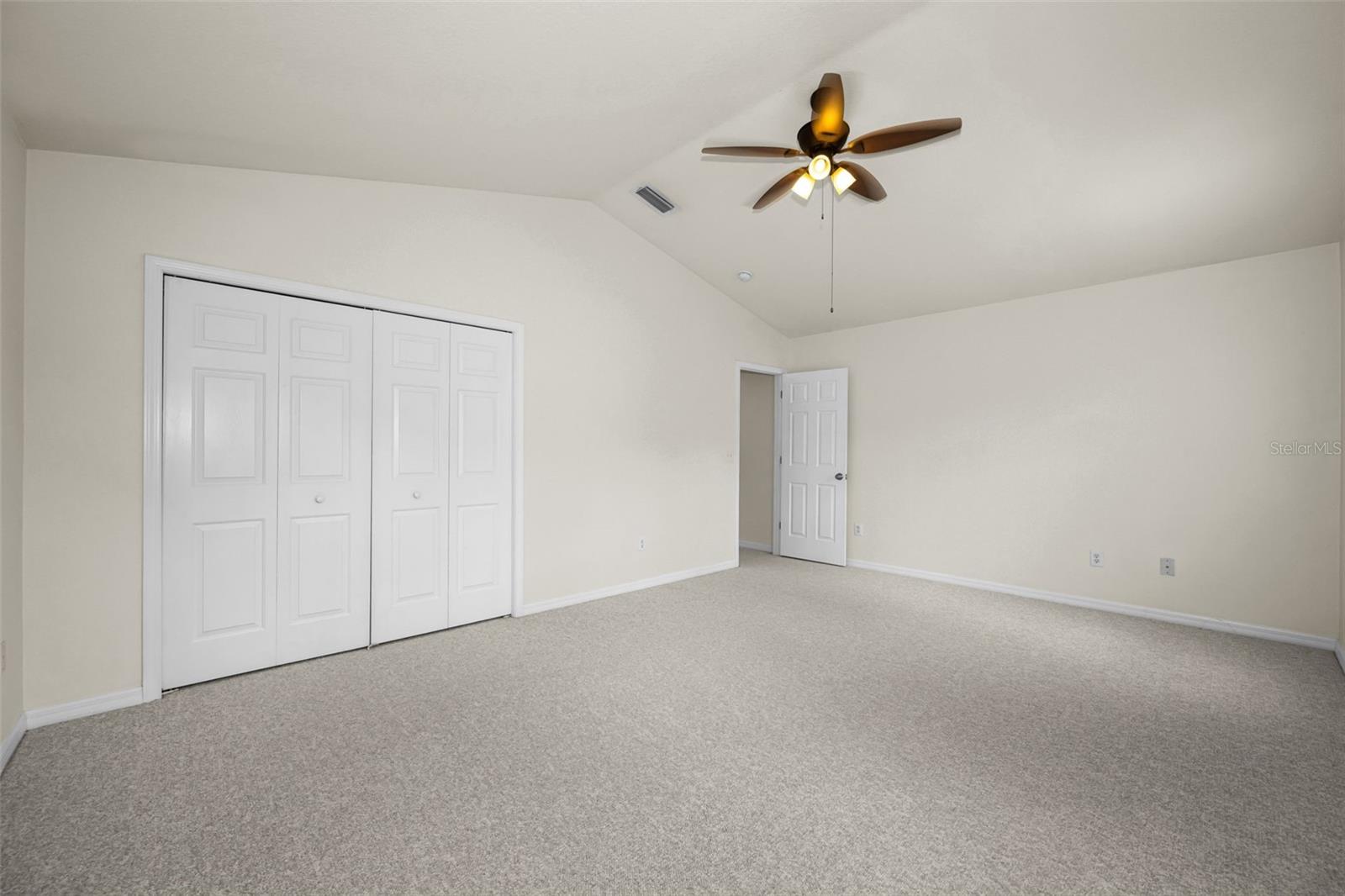 CHELSEA MANOR - Residential