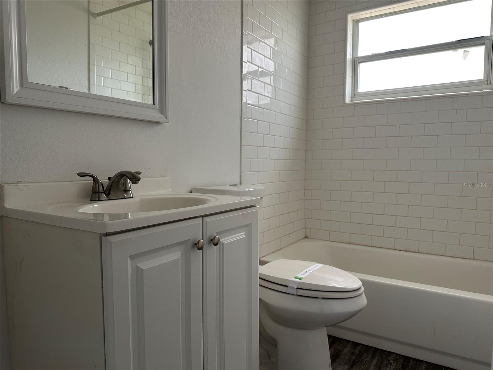 KELLY JOHN ALEX-BRUCE SUB - Residential Lease