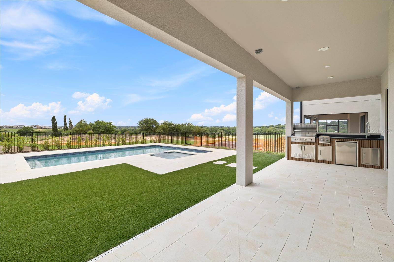 BELLA COLLINA WEST SUB - Residential