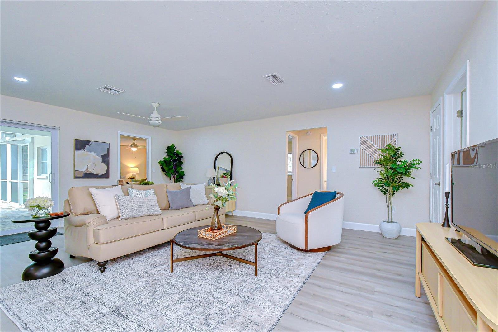 OAK GROVE ESTATE ADD - Residential