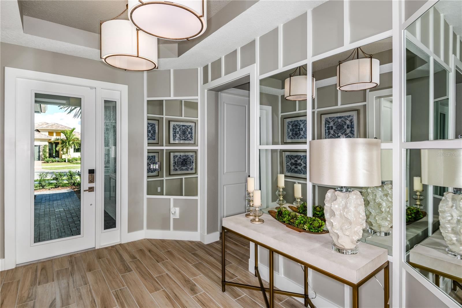CRESSWIND LAKE WOOD RANCH - Residential