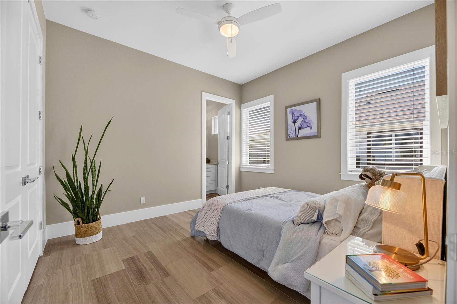 MIRABAY PH 3C-1 - Residential Lease