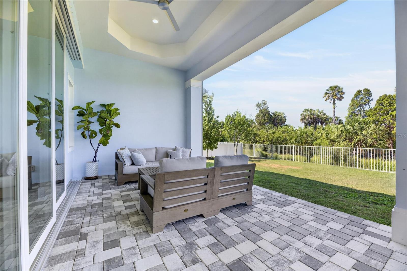 MIRABAY PH 3C-1 - Residential Lease