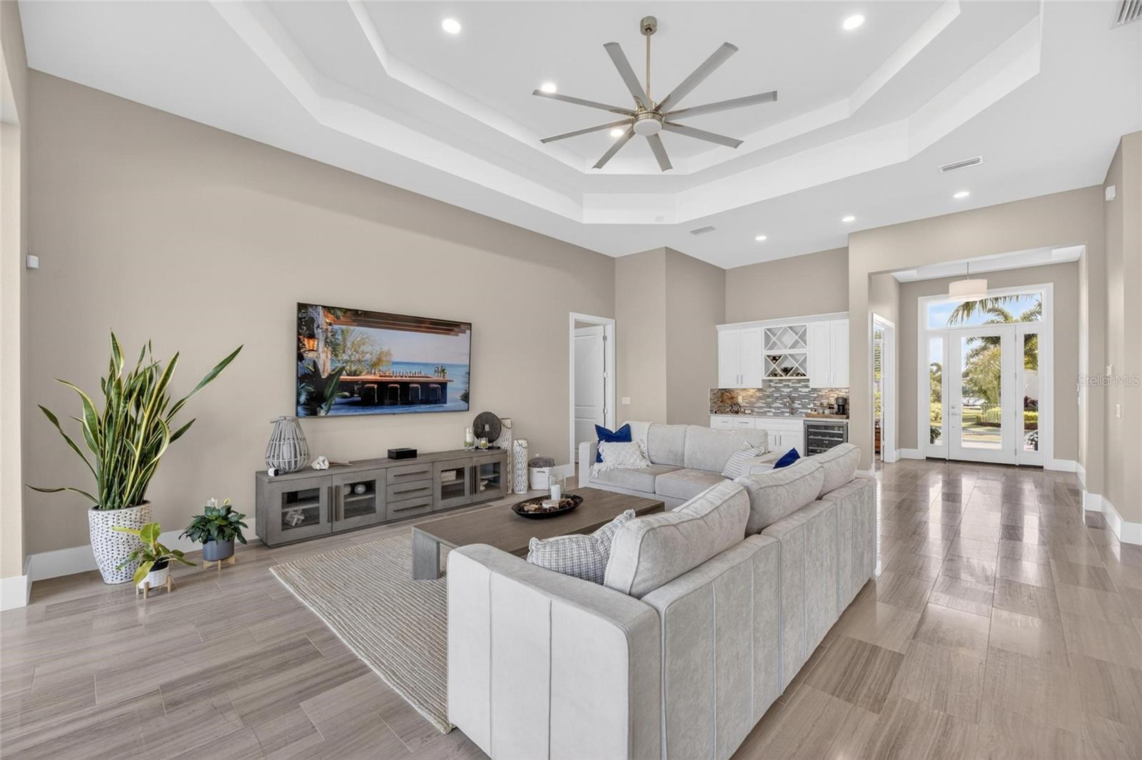 MIRABAY PH 3C-1 - Residential Lease