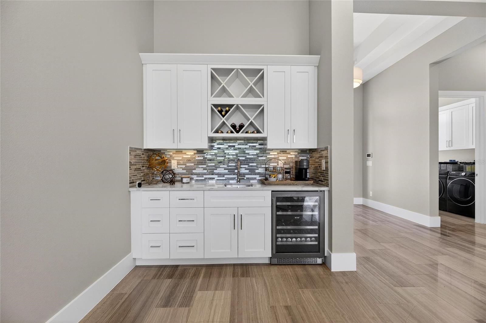 MIRABAY PH 3C-1 - Residential Lease