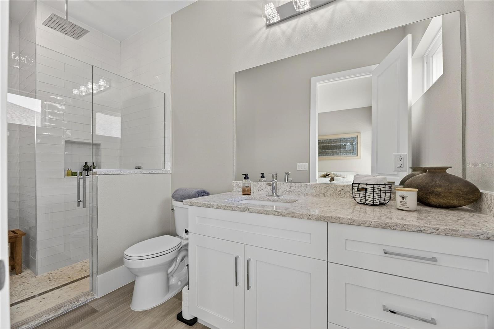 MIRABAY PH 3C-1 - Residential Lease