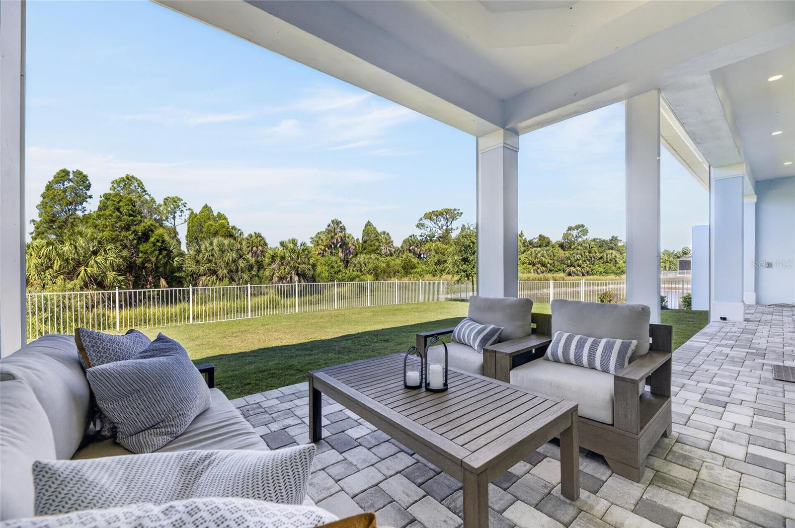 MIRABAY PH 3C-1 - Residential Lease