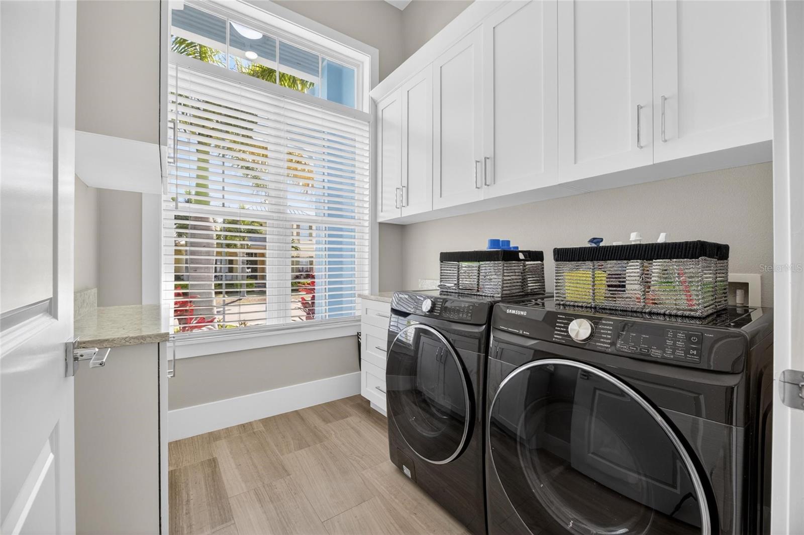 MIRABAY PH 3C-1 - Residential Lease
