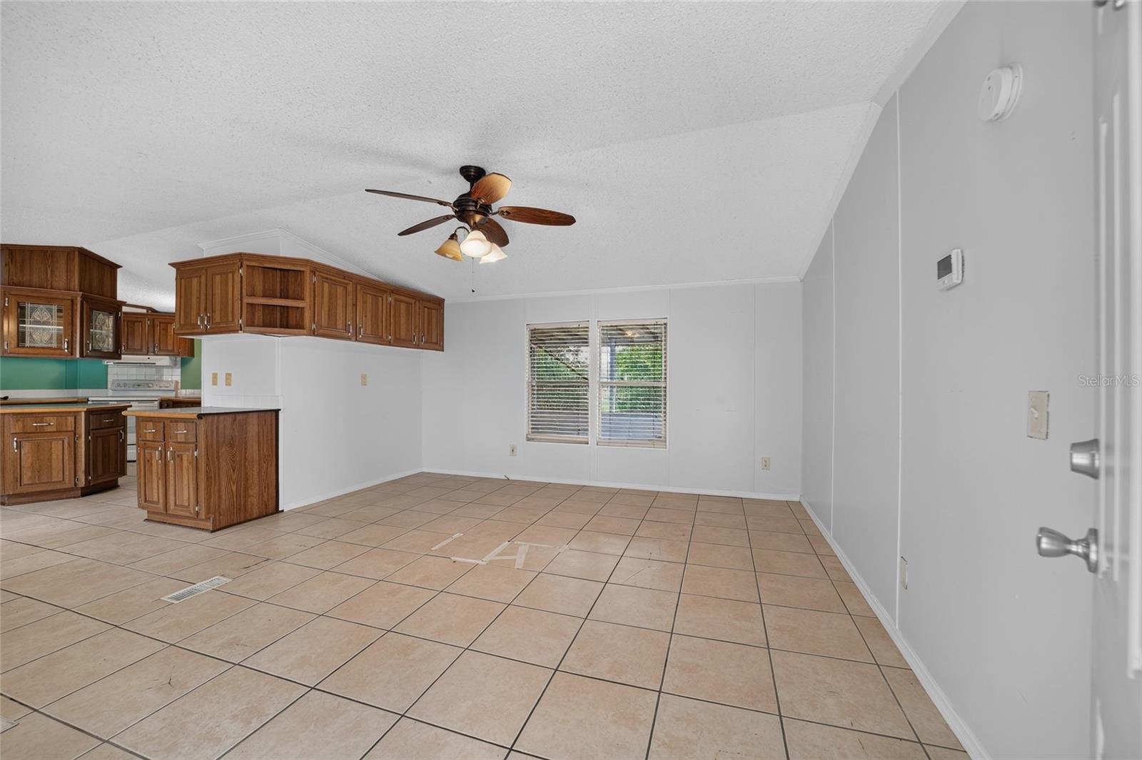 BELLEVIEW HILLS ESTATE - Residential